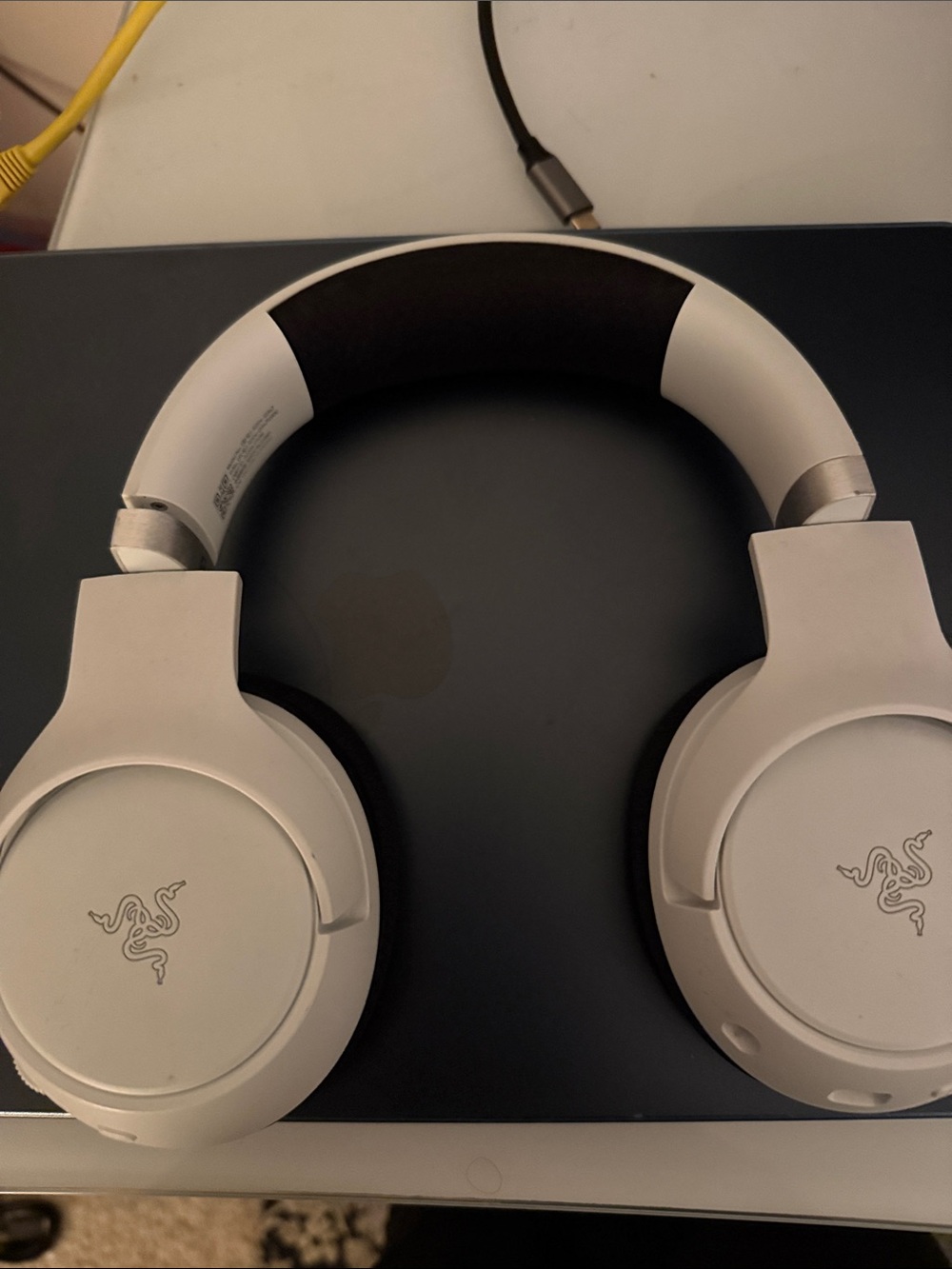 Razer Kaira Pro -White